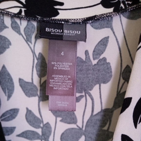 Bisou Bisou Michelle Bohbot black & white floral wrap midi dress size 4 NWOT - Picture 3 of 8